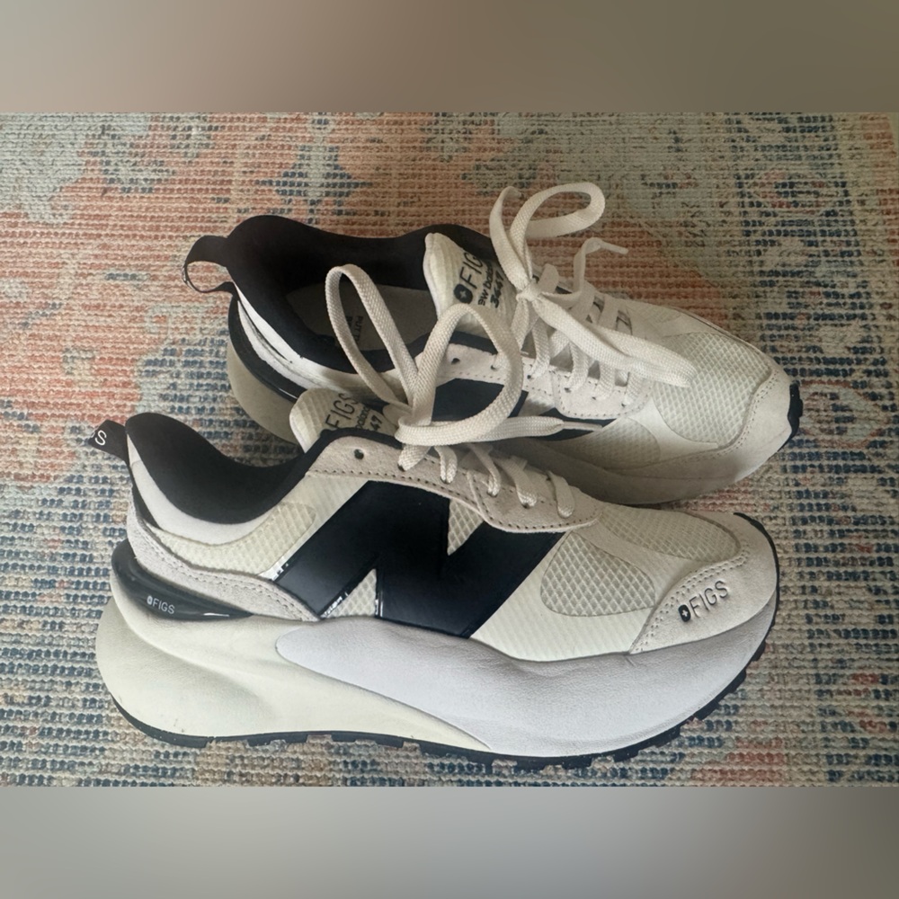 New Balance by FIGS